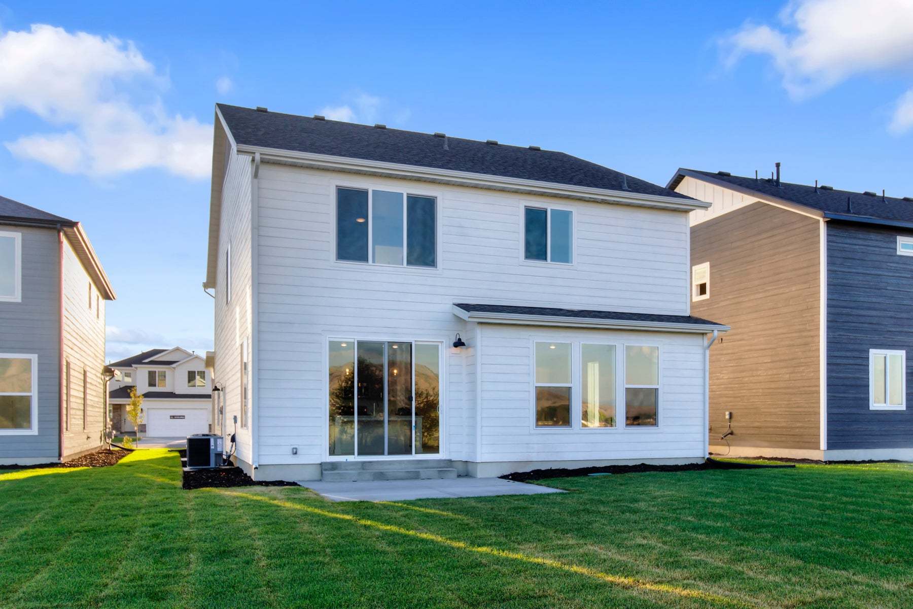 *Finished home photos are representational images only. See sales agent for details.