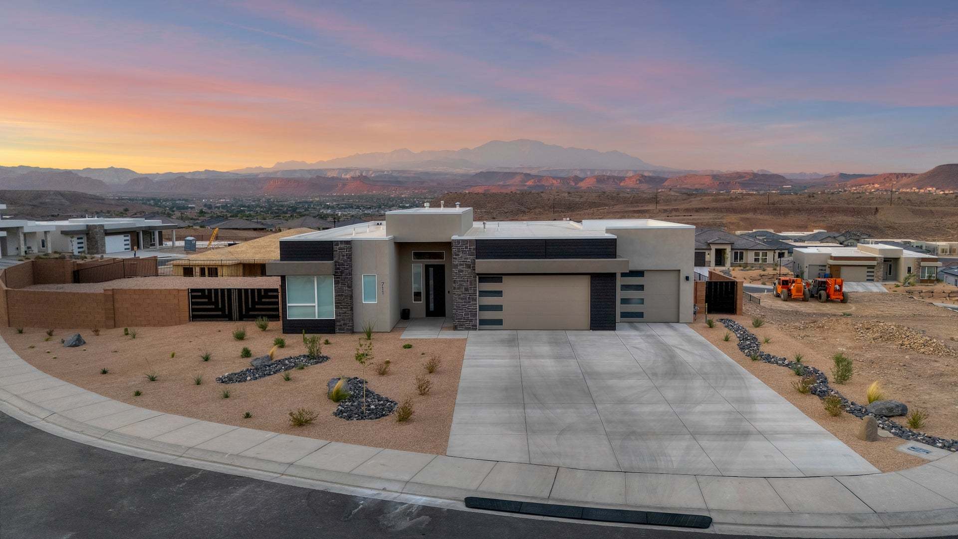 Come visit us at our Divario Model and see this amazing plan in person! 2726 W Brenta Way, St. George UT 84770