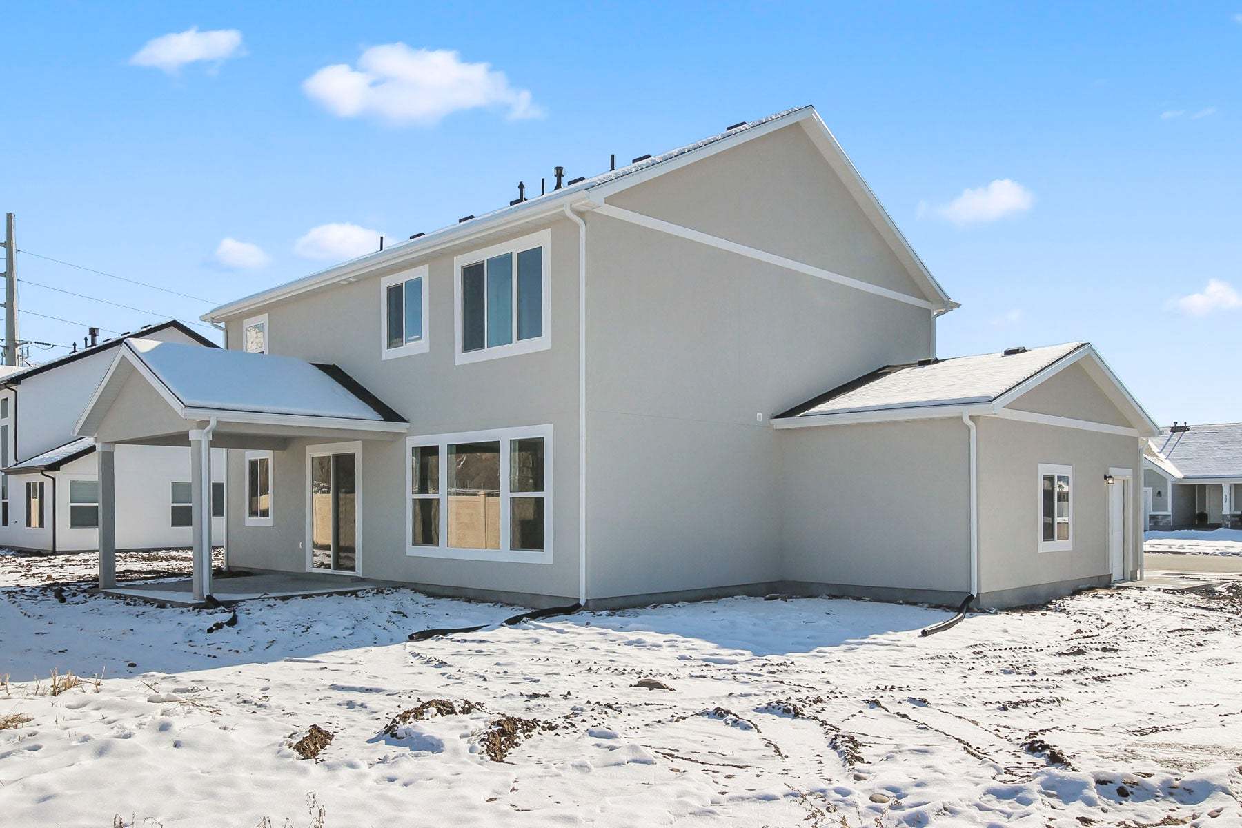 *Finished home photos are representational images only. See sales agent for details.