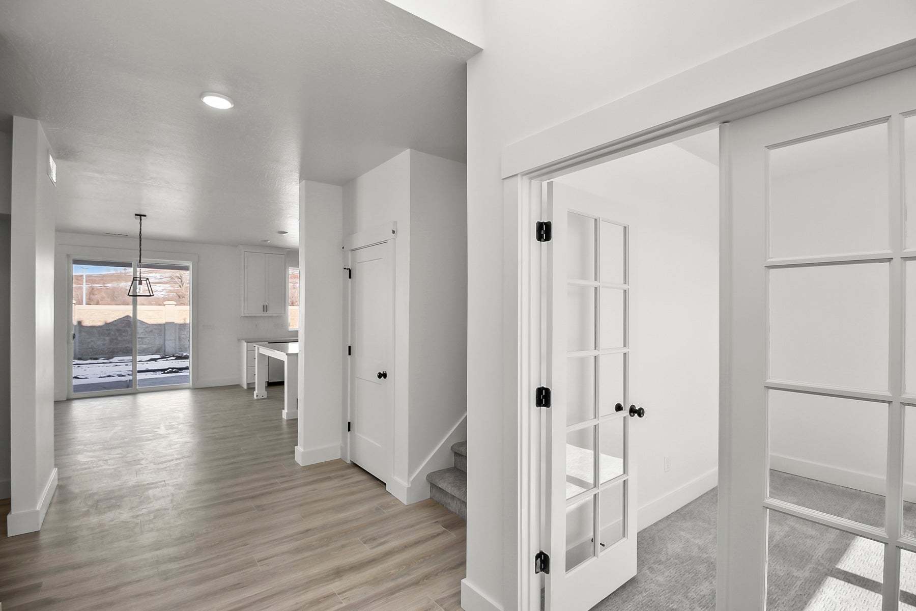 *Finished home photos are representational images only. See sales agent for details.