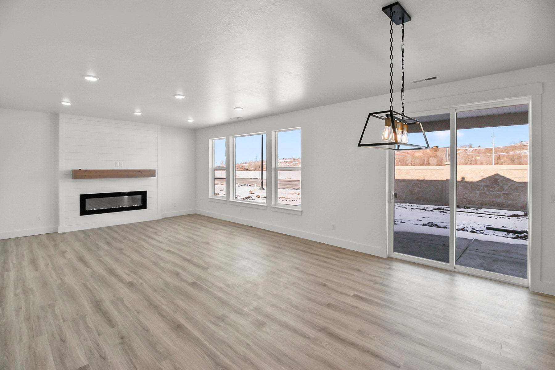 *Finished home photos are representational images only. See sales agent for details.