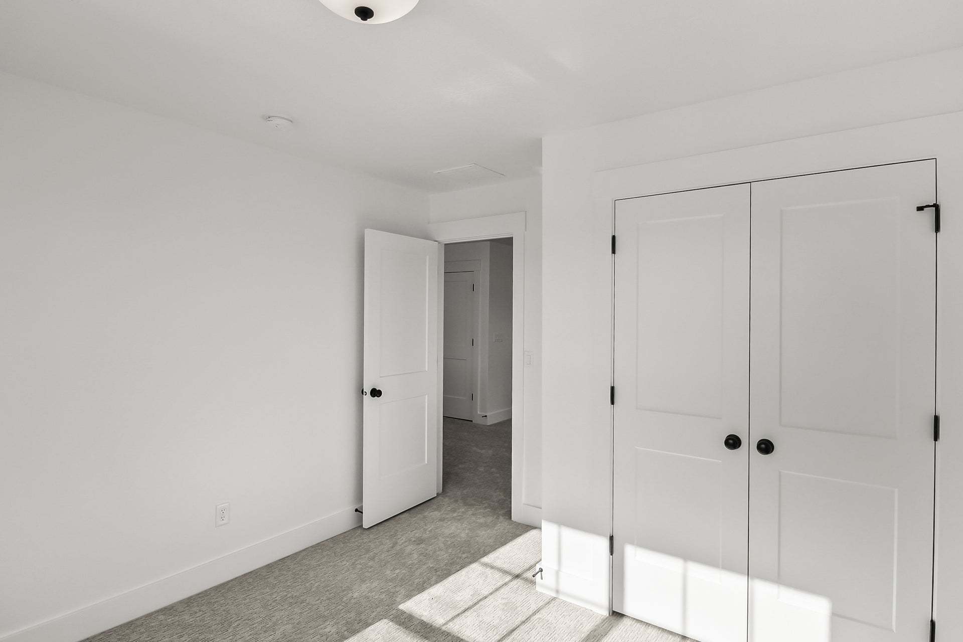 *Finished home photos are representational images only. See sales agent for details.