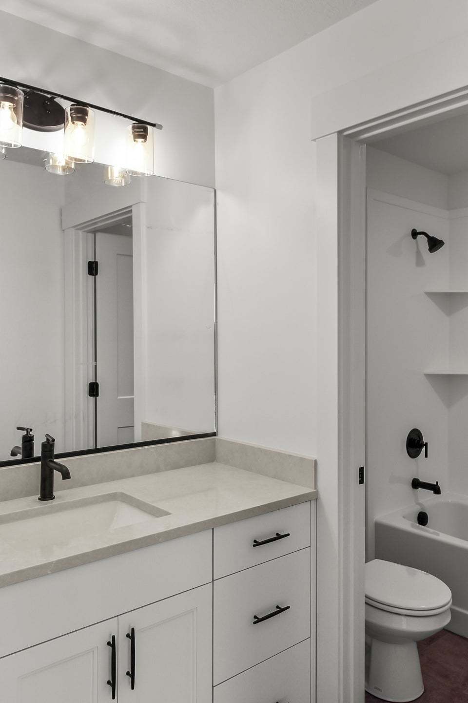 *Finished home photos are representational images only. See sales agent for details.
