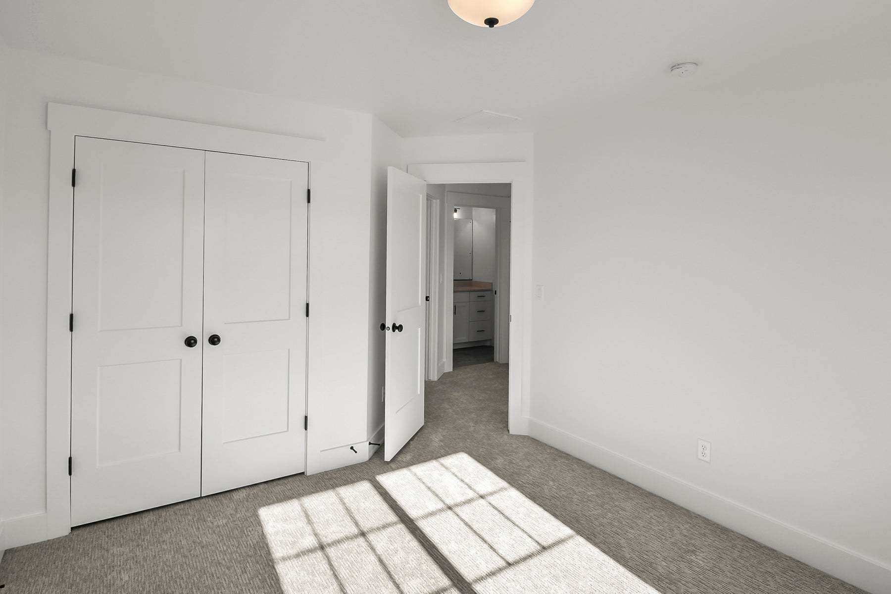 *Finished home photos are representational images only. See sales agent for details.