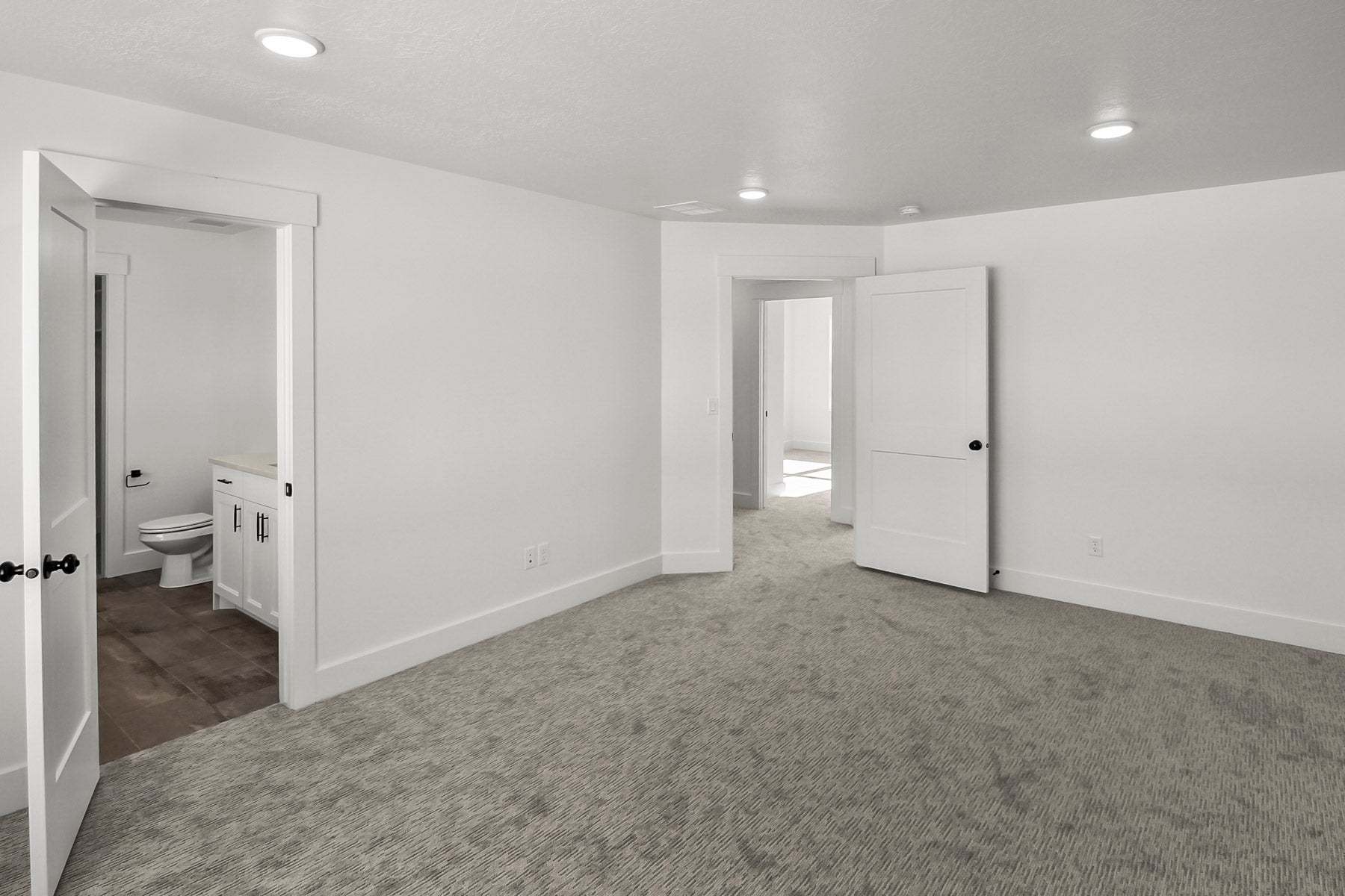 *Finished home photos are representational images only. See sales agent for details.