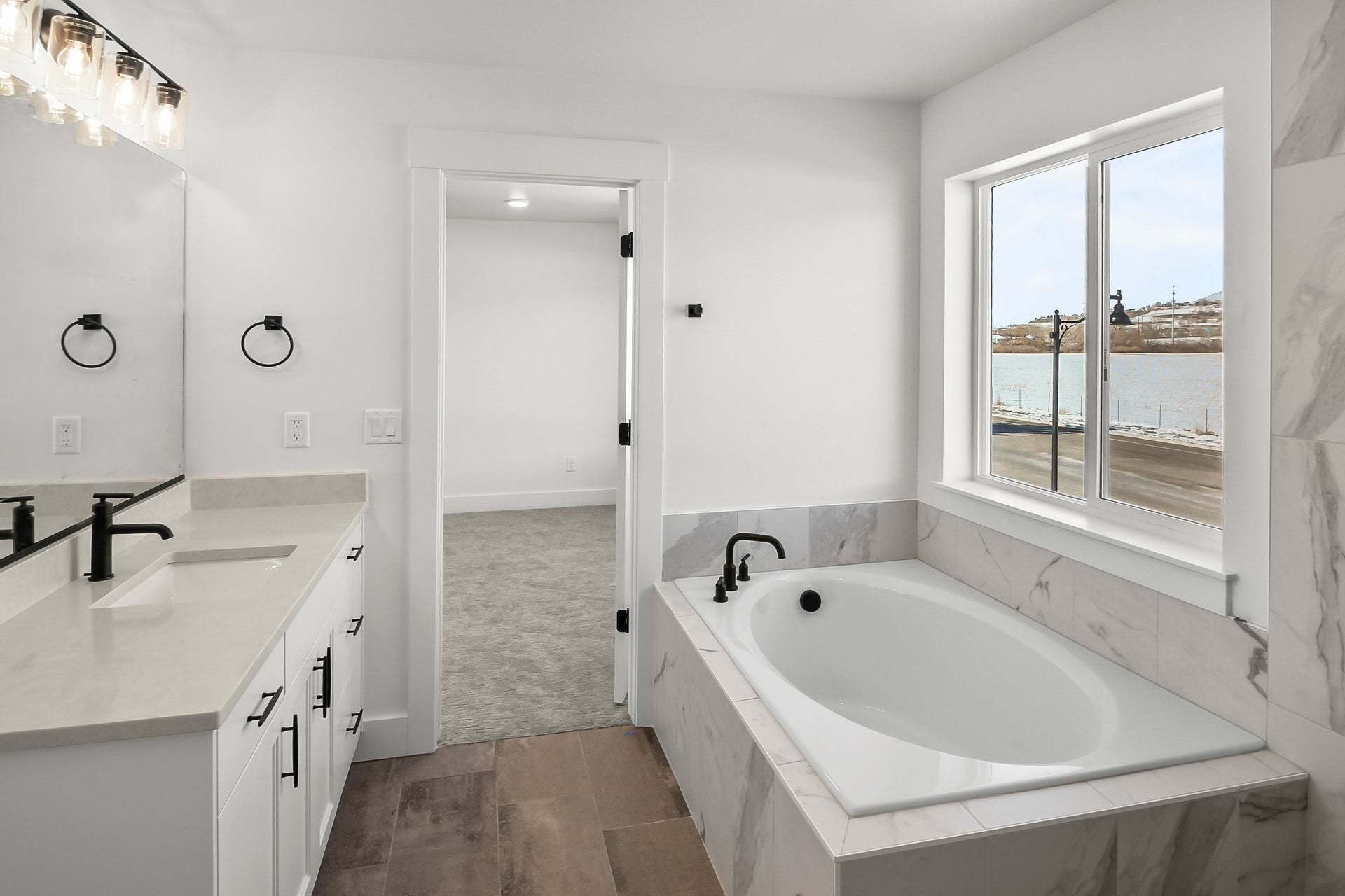 *Finished home photos are representational images only. See sales agent for details.