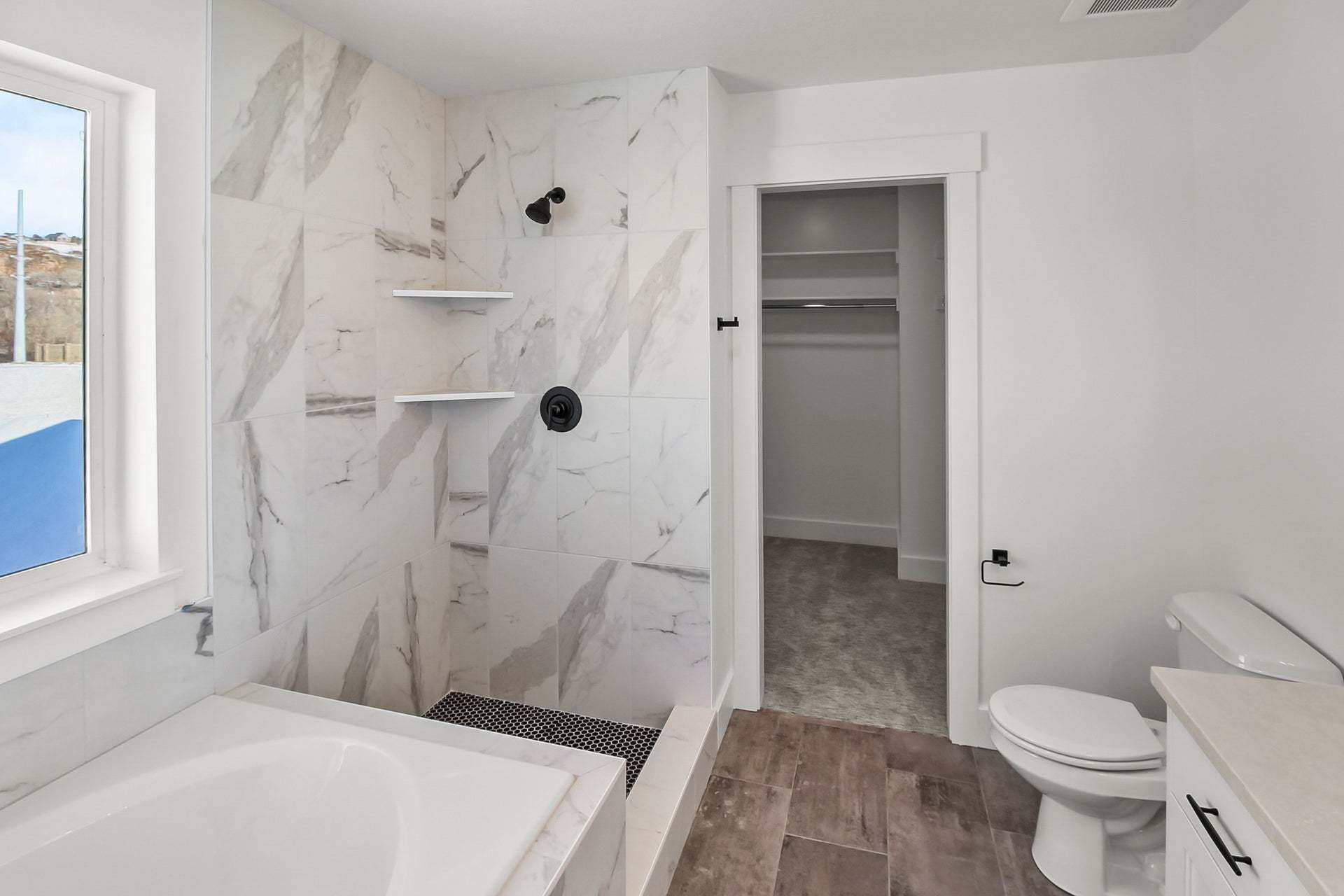 *Finished home photos are representational images only. See sales agent for details.