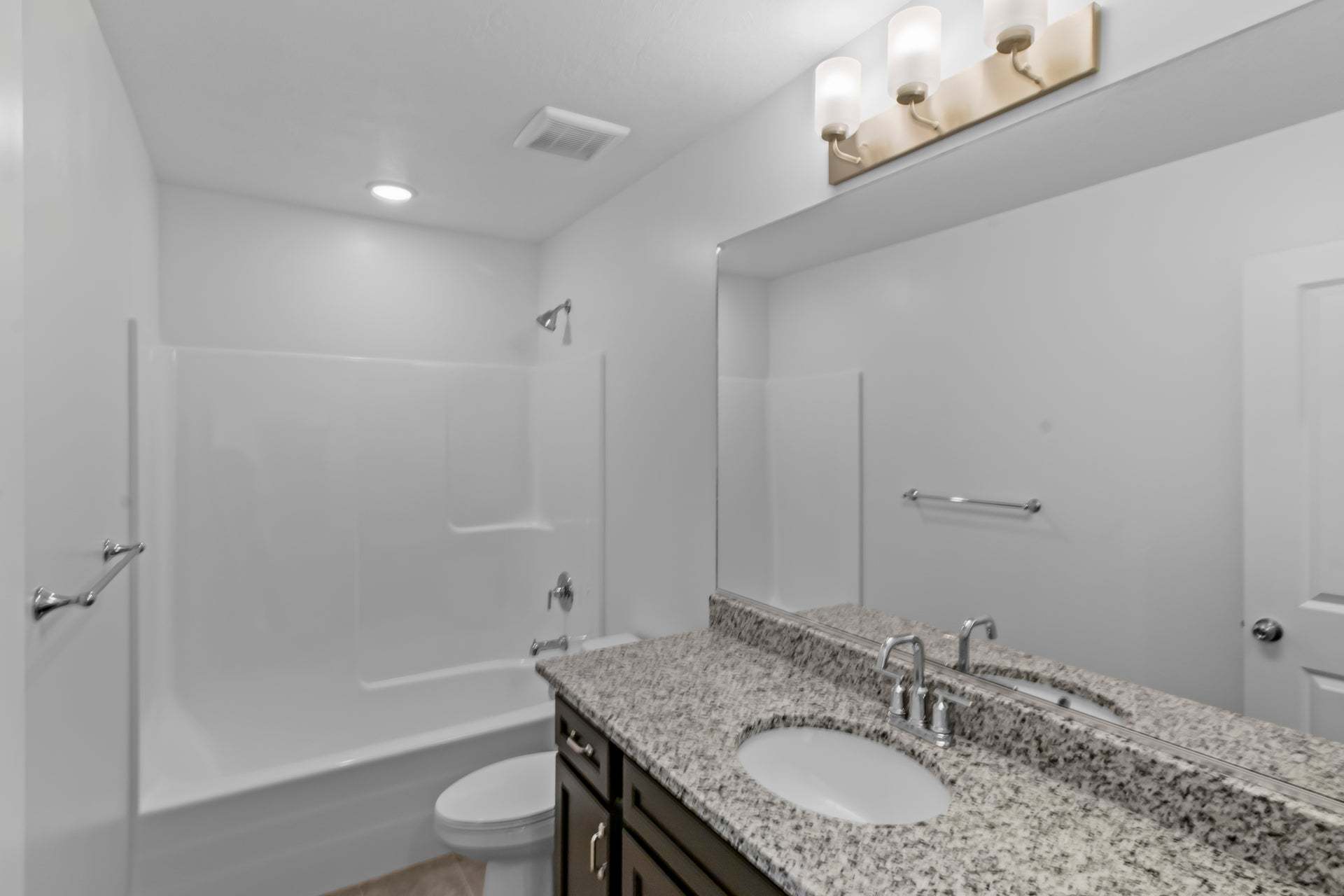 *Finished home photos are representational images only. See sales agent for details.