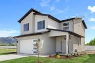 Sugar Creek - Logan por Visionary Homes en Logan Utah