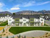 Sugar Creek - Logan (Townhomes) por Visionary Homes en Logan Utah
