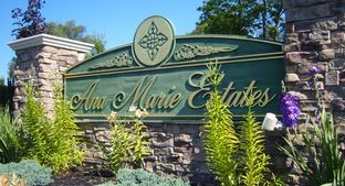 Ana Marie Estates por W Boutros & Co en Harrisonburg Virginia