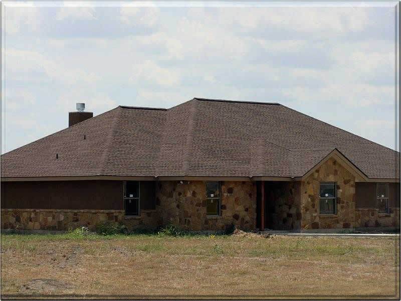 casa en Wiatrek Homes, Inc. por Wiatrek Homes, Inc.