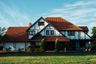 casa en Warren Construction Co. por Warren Construction Co.
