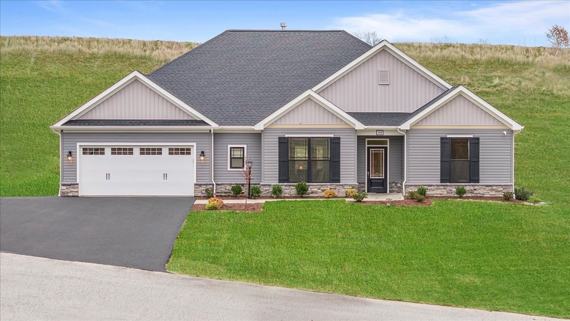 104 Ridgewood Heights Drive (Toscana)