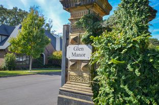 Glen Manor por Wedgworth Construction Co Inc en Birmingham Alabama