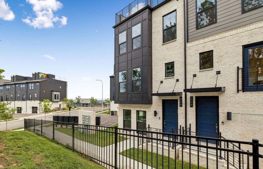 Lot 18 - Exterior