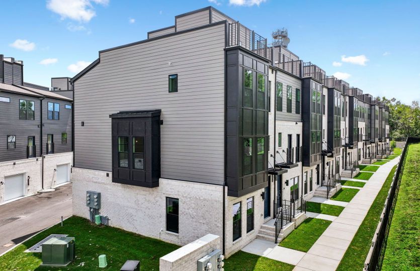 Lot 18 - Exterior