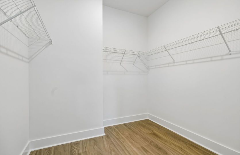 Owner's Suite Walk-in Closet