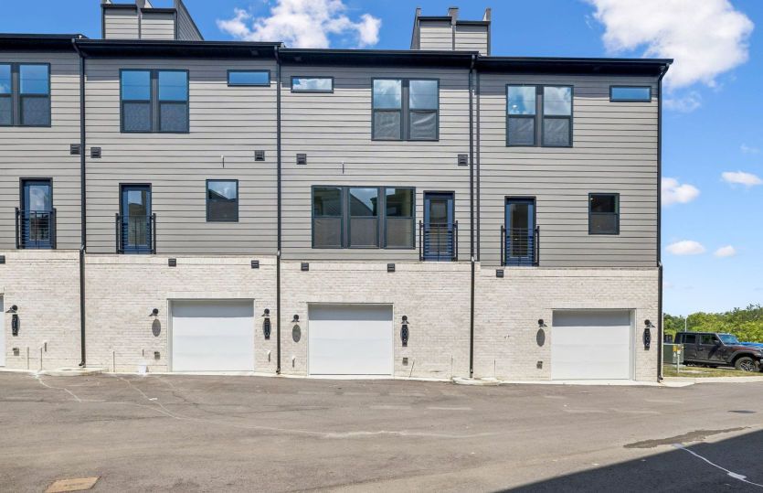 Lot 17 - Exterior