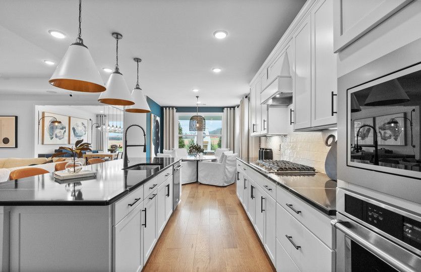 Light & Bright Kitchen
