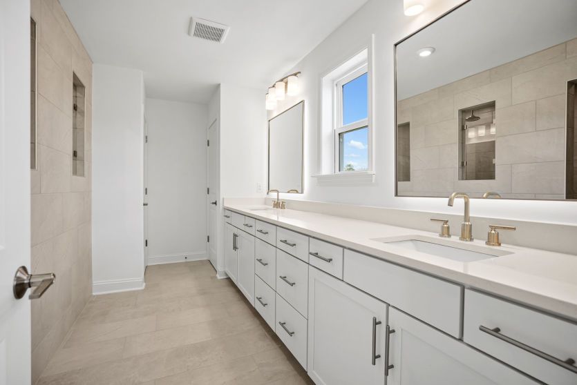 Owners Bath