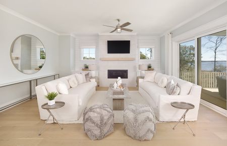 Spacious Gathering Room