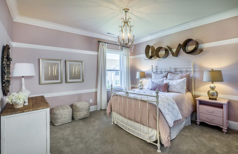 Bedroom 2 w/Jack & Jill Bath