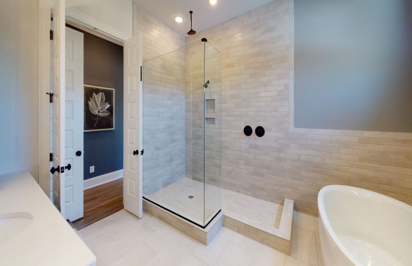Luxurious Owner's Bathroom