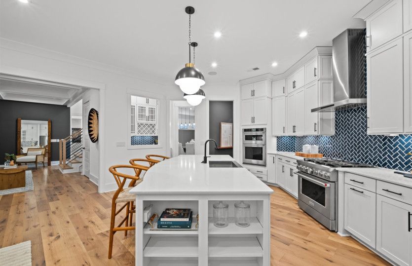 Luxury Kitchen Island Options