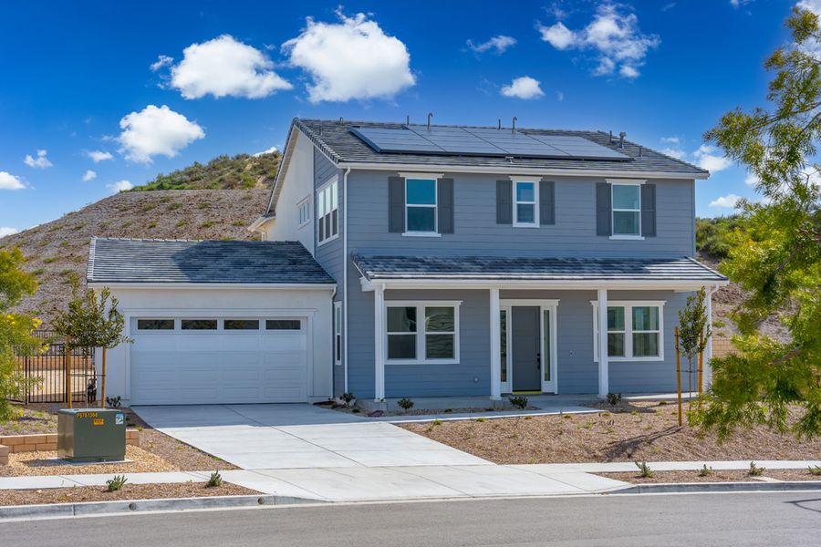 29842 Old Ranch Circle. Castaic, CA 91384