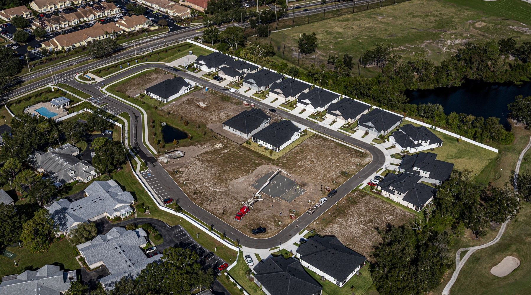 Fairway Pointe - Aerial view