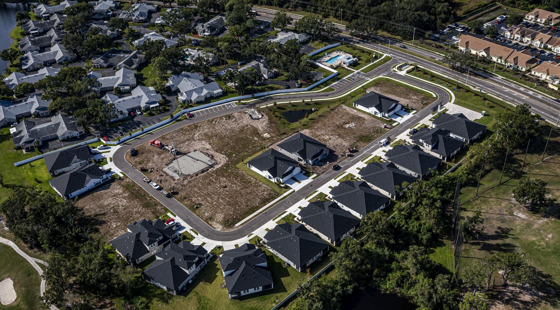 Fairway Pointe - Aerial view