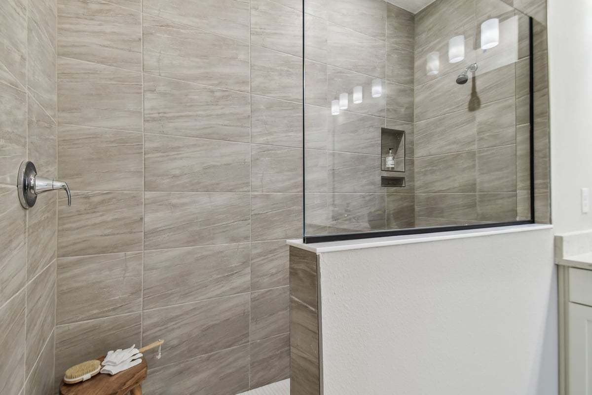 Sweetwater Primary Bathroom Shower