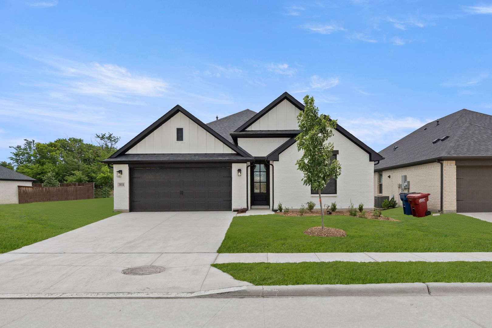 3016 Beau Daniel Dr (The El Paso)