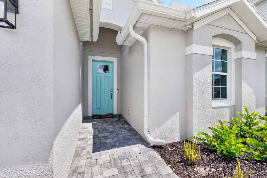 juno front door exterior