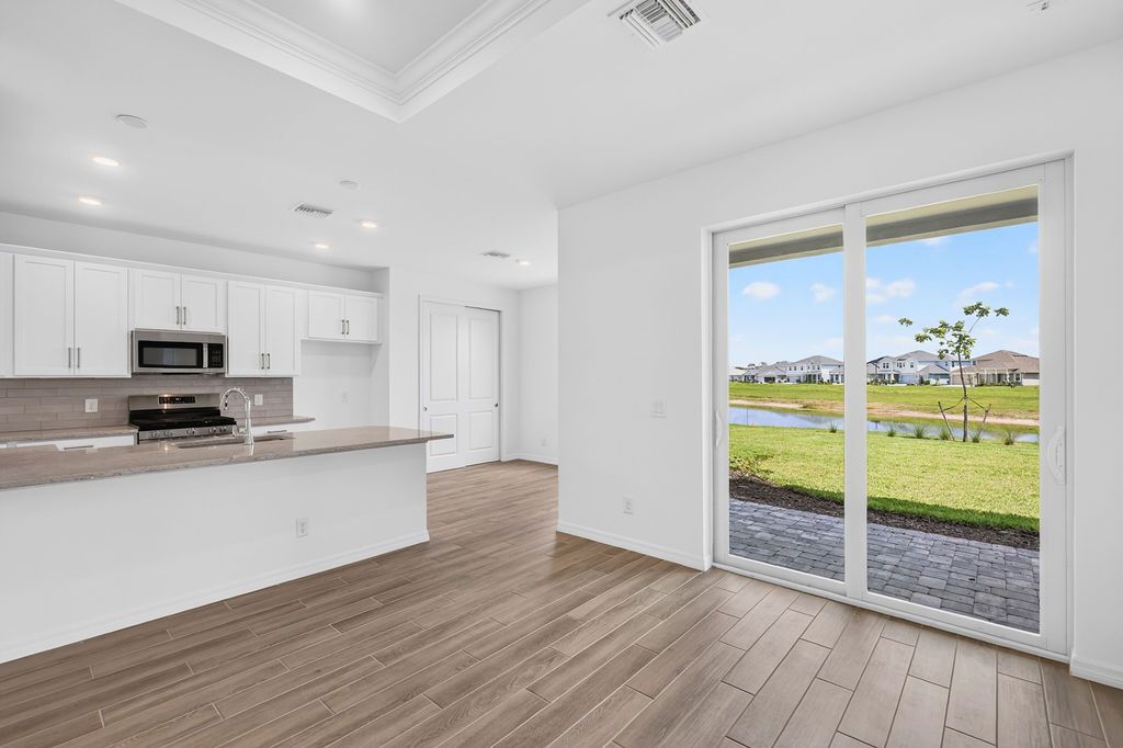 juno kitchen island and dining 