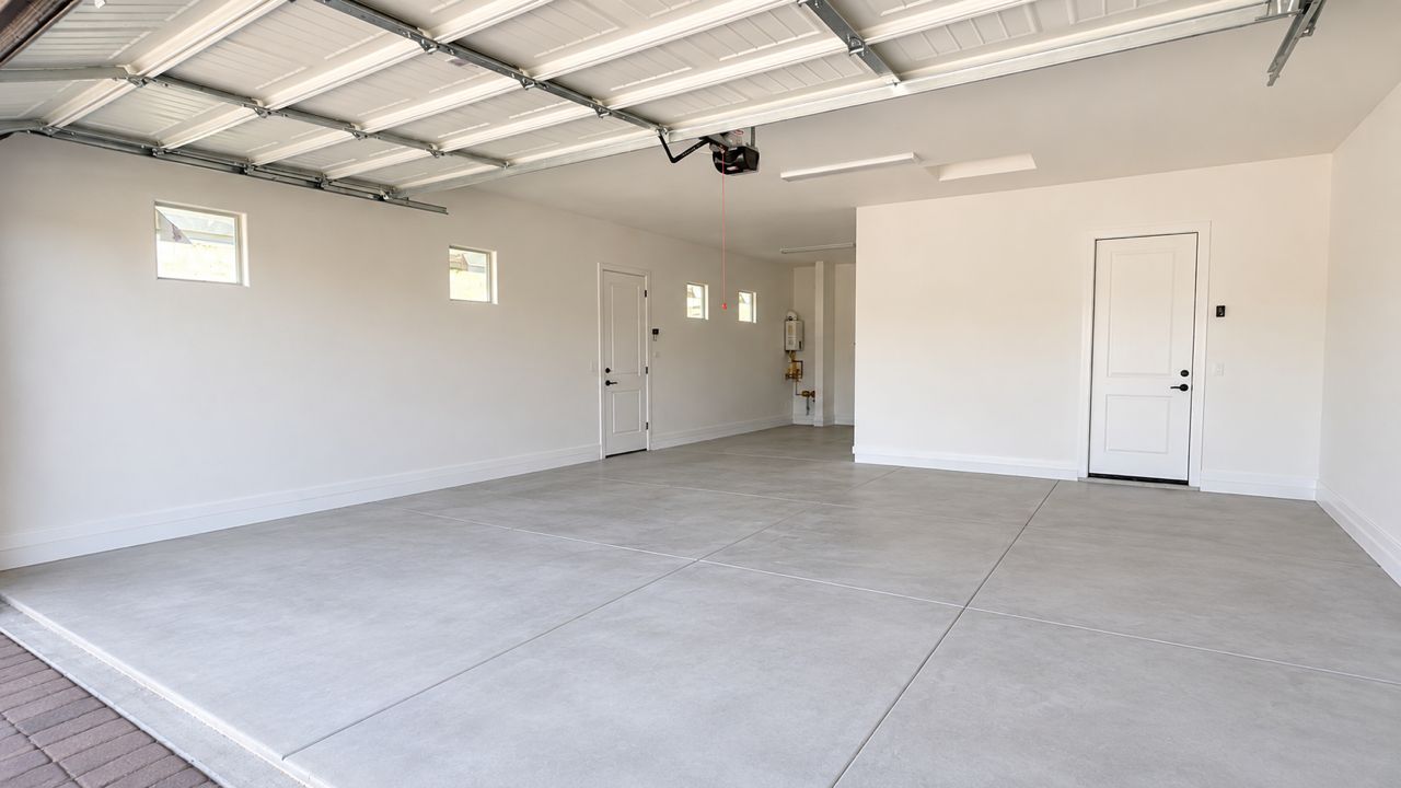 Lot 9