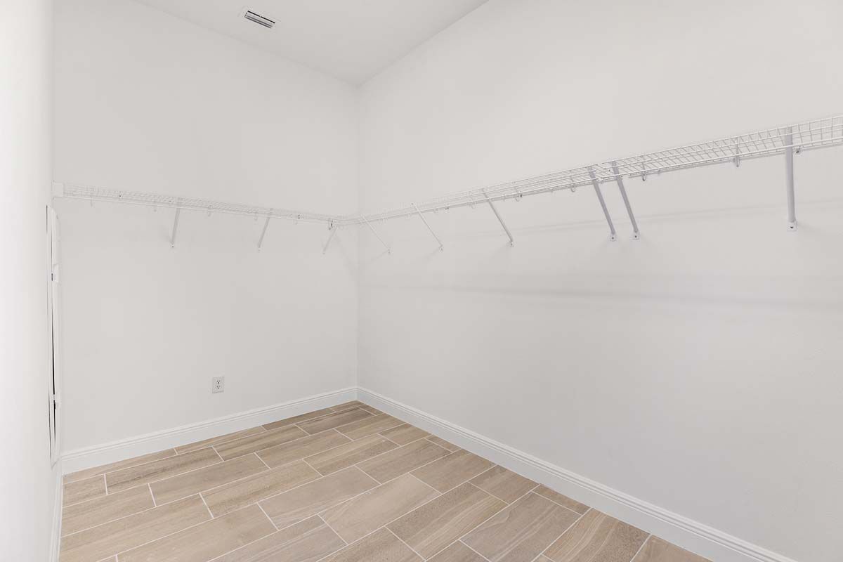 Sweet Bay model home owner's walk-in closet William Ryan Homes Tampa