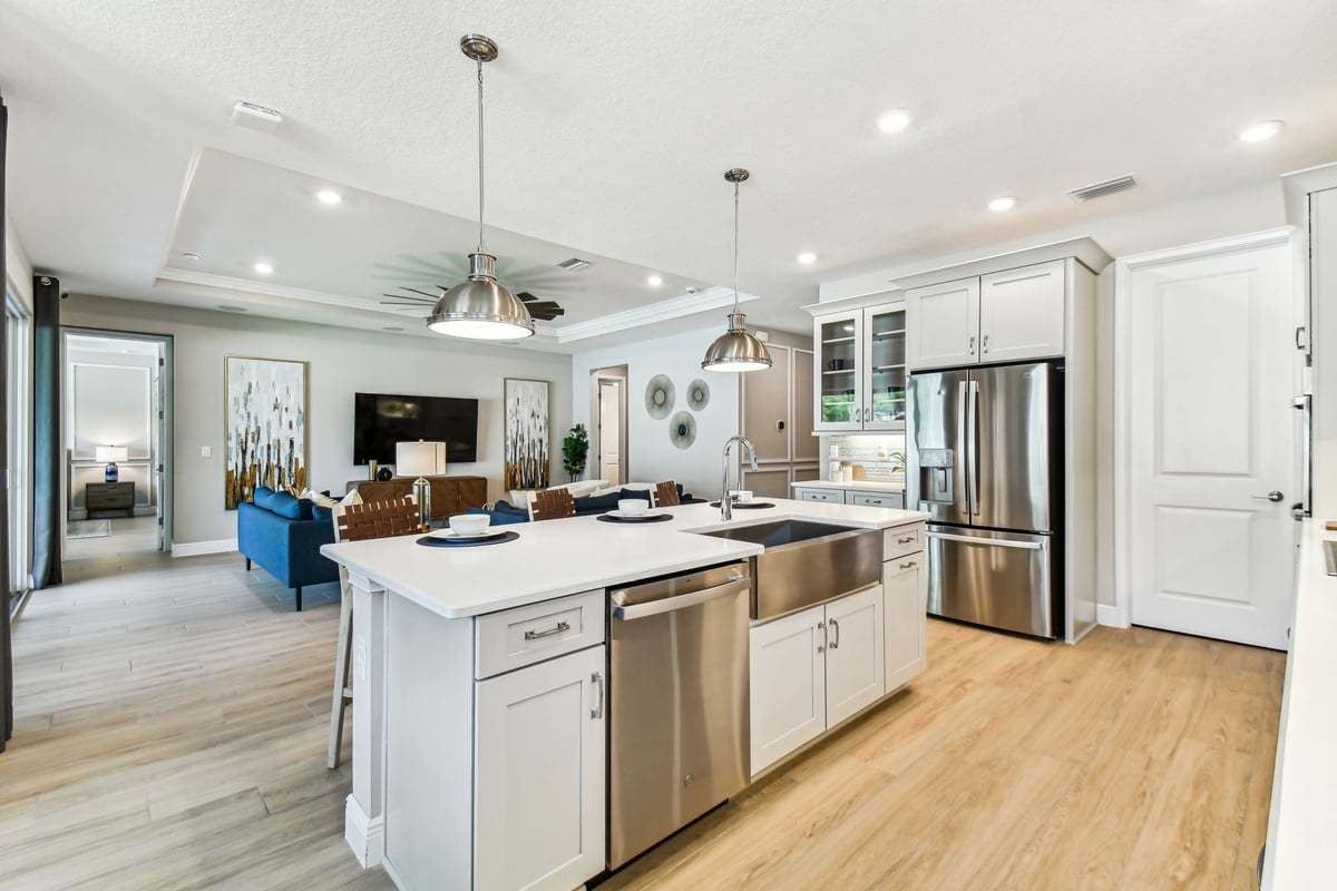 Charlotte new construction home plan spacious gourmet kitchen by William Ryan Homes Tampa