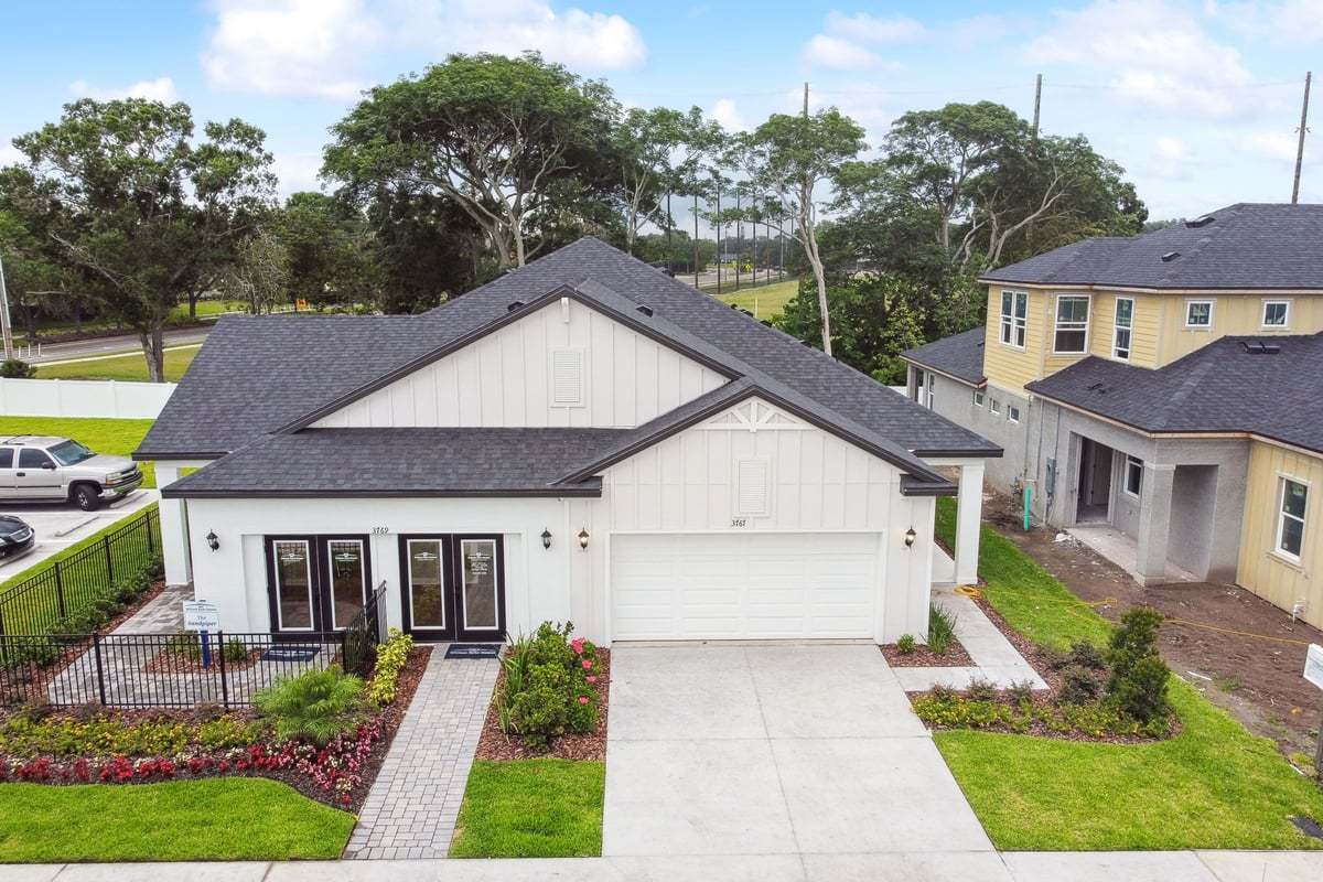Sandpiper new construction luxury paired villa home plan in Sun City Center, FL at Fairway Pointe by William Ryan Homes Tampa