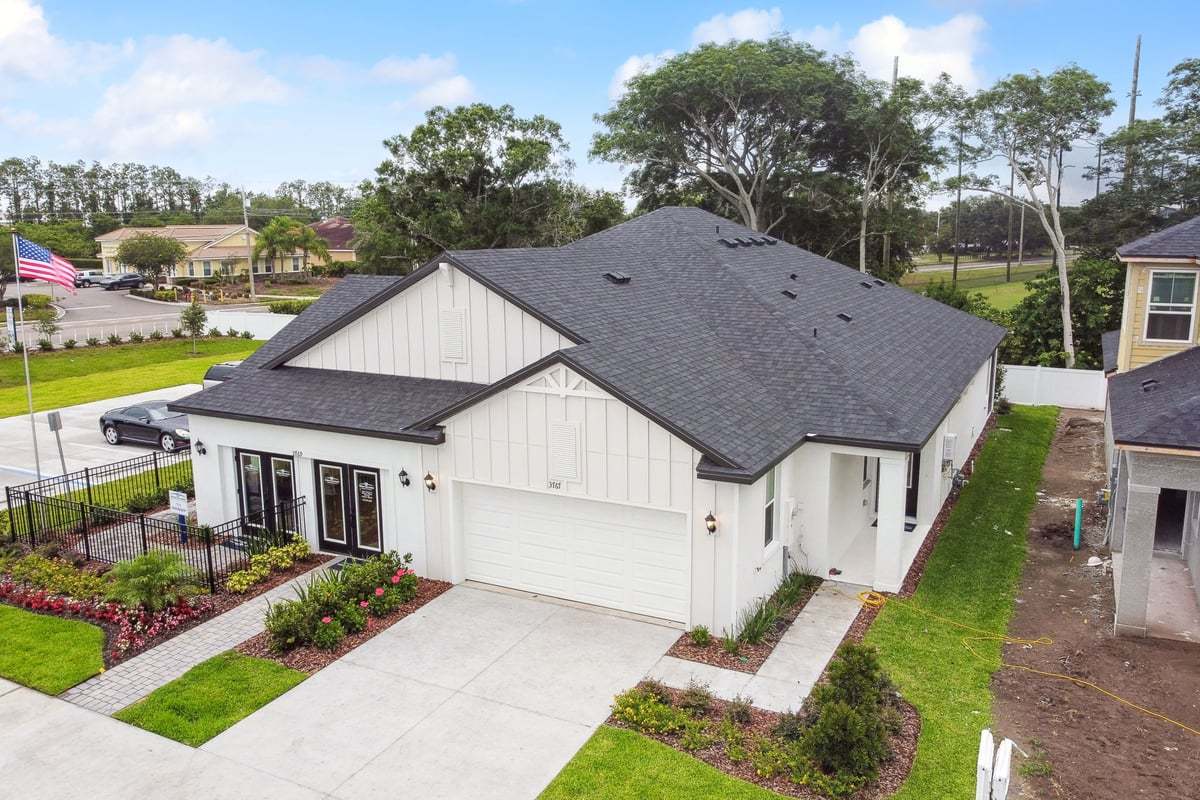 Sandpiper new construction luxury paired villa home plan in Sun City Center, FL at Fairway Pointe by William Ryan Homes Tampa