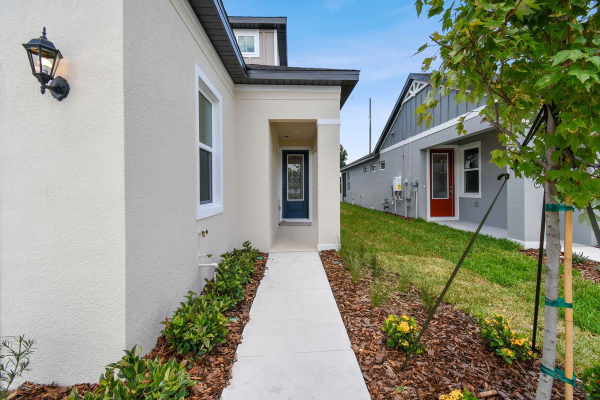 Jewel new construction luxury paired villa in Sun City Center, Fl by William Ryan Homes Tampa