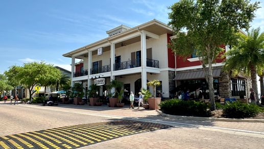 Market and café located within Babcock Ranch.