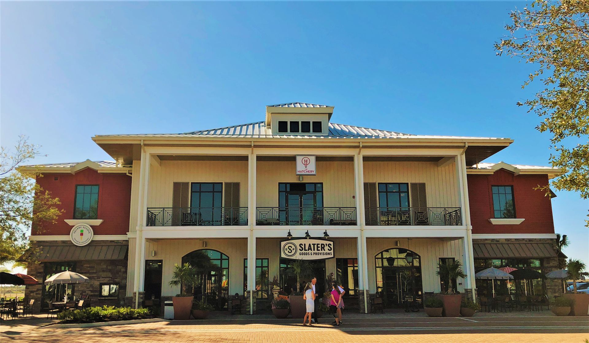 Market and café located within Babcock Ranch.