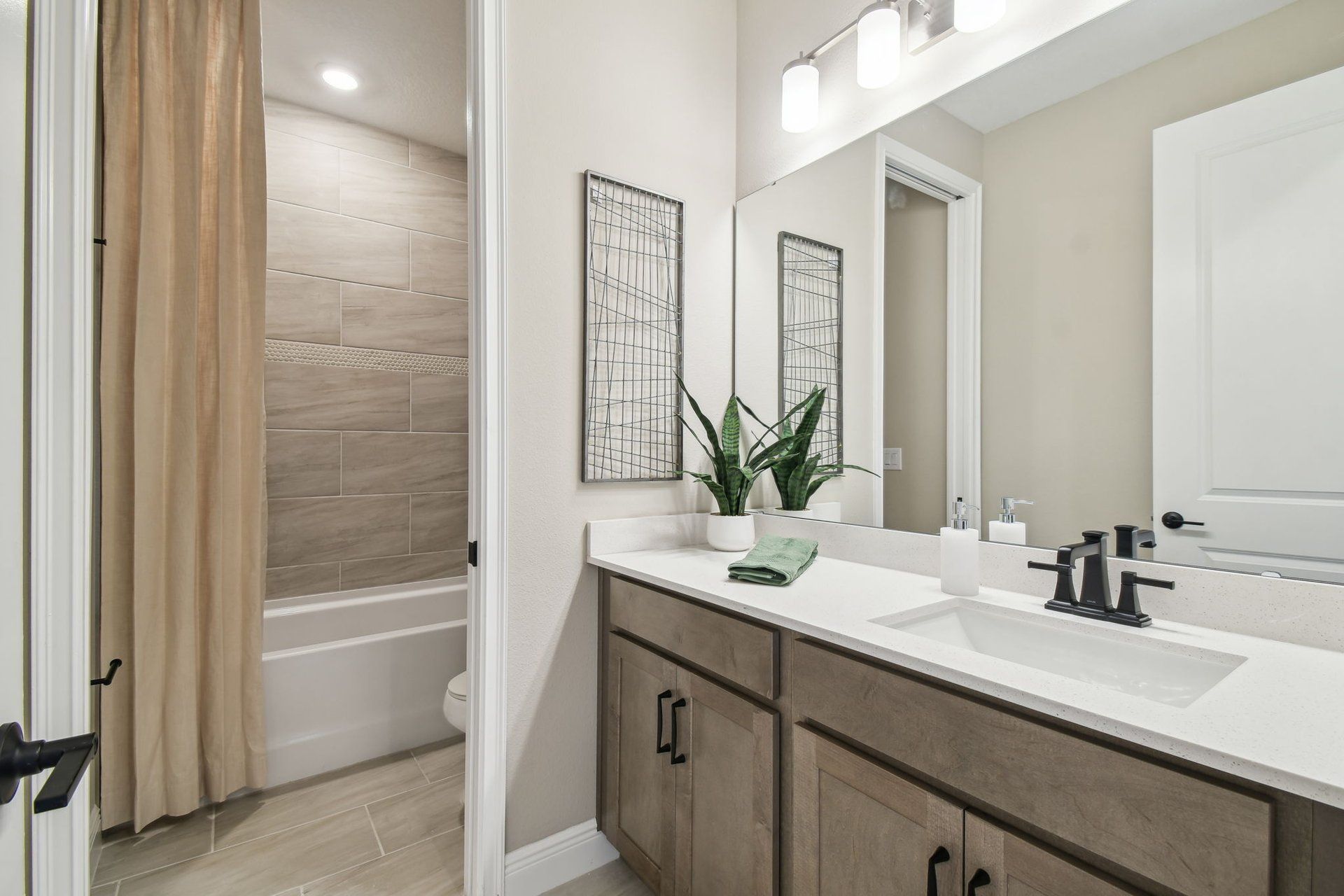 Sapphire new construction home plan by William Ryan Homes Tampa