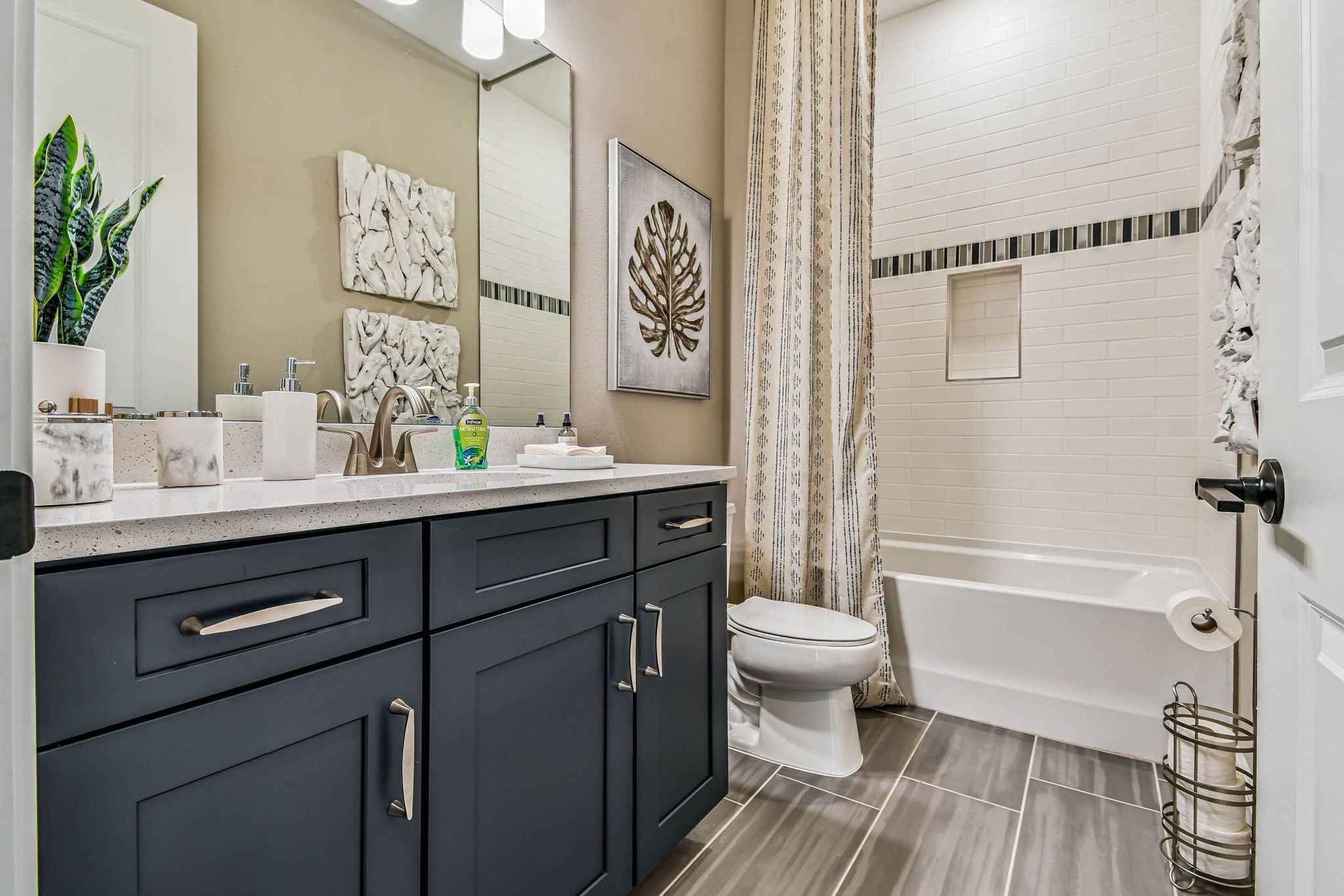 Guest bathroom