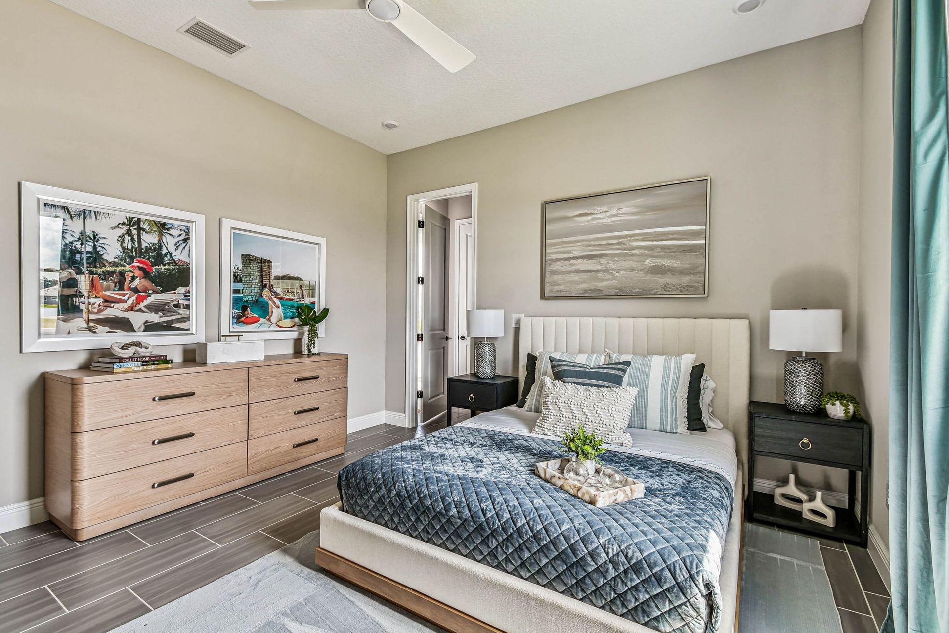 Guest bedroom - rear