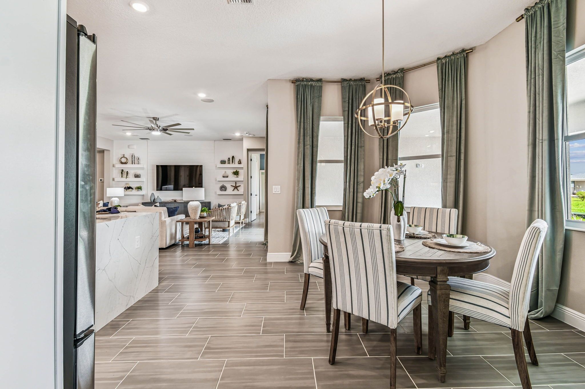 Breakfast nook