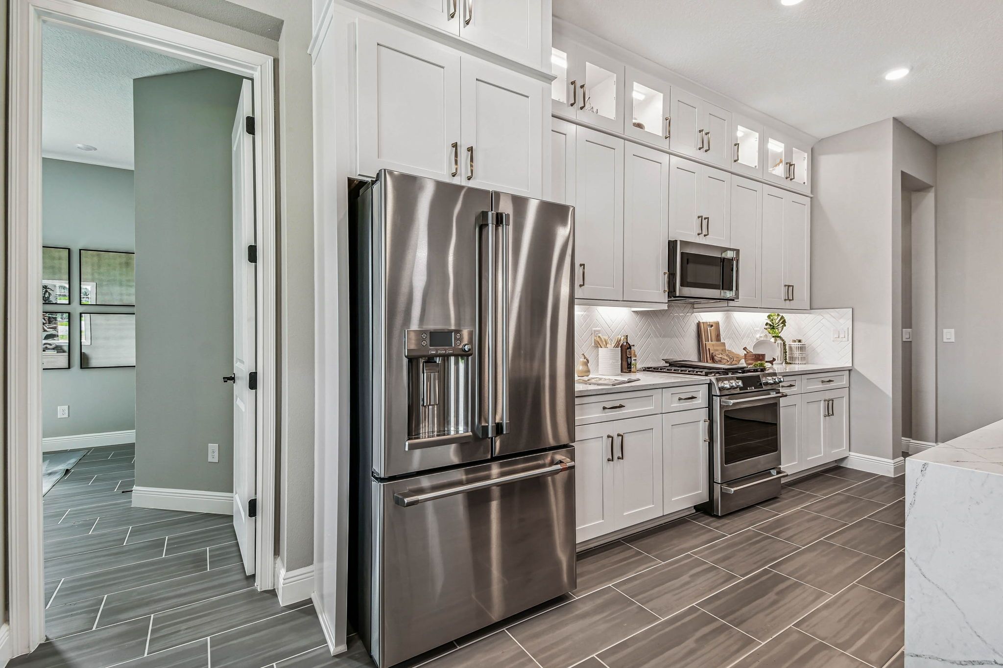 Kitchen - stove 