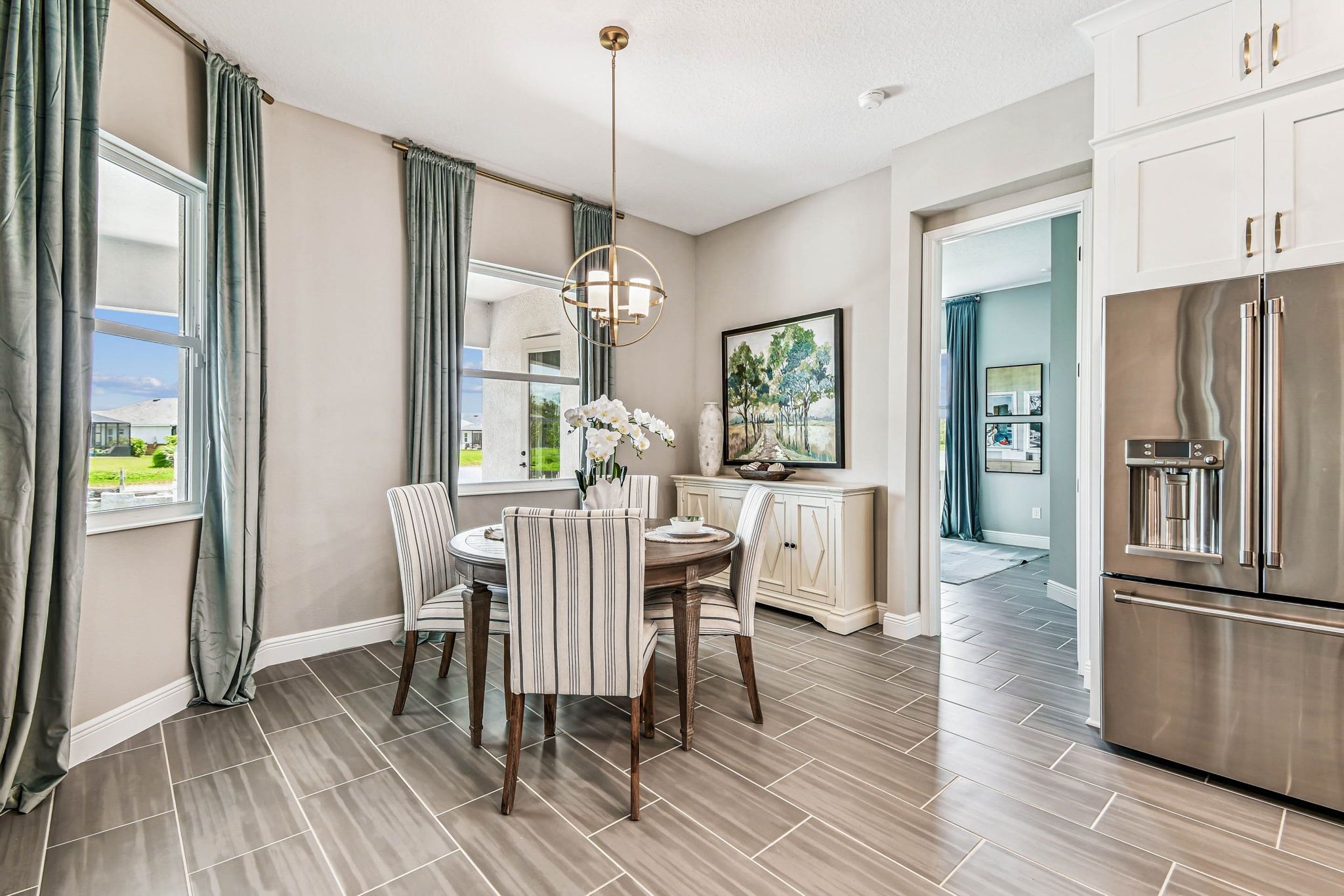 Breakfast nook - Guest bedroom